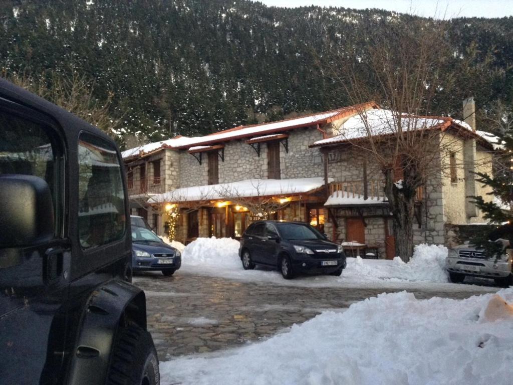 Mountain Villa Graviá Exteriér fotografie